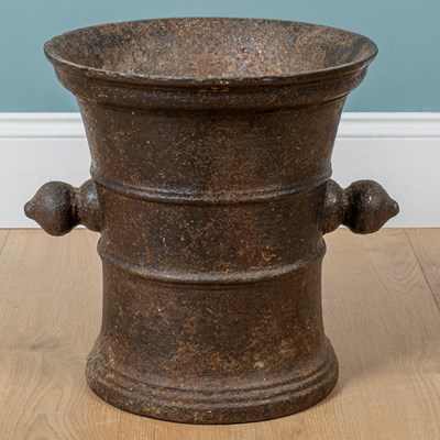 Lot 1085 - An 18th/19th century cast iron mortar