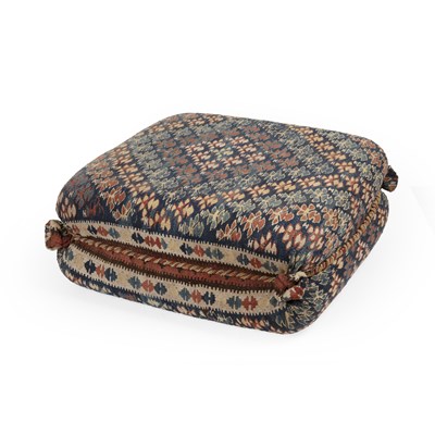 Lot Kelim floor cushion 20th Century or later,...