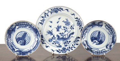 Lot 18 - Two blue and white 'phoenix' dishes and an...