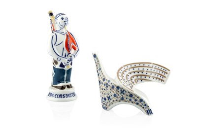 Lot 516 - Sargadelos Porcelain Two Figures ...