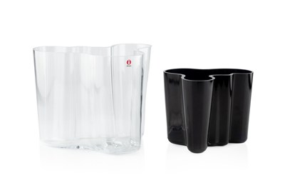 Lot 592 - Alvar Aalto (1898-1976) for Iittala Savoy vase...