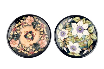 Lot 561 - Sian Leeper for Moorcroft Pottery Plate Sophie...