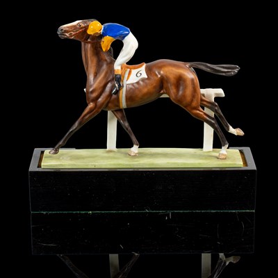 Lot 231 - Doris Lindner for Royal Worcester