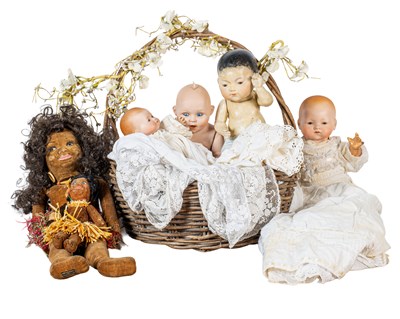 Lot 1355 - Six various dolls