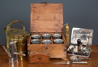 Lot 26 - A group of silver plated and metalware to...