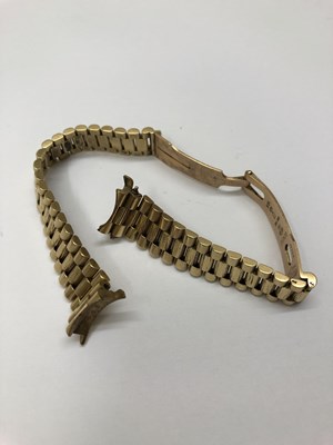 Lot 236 - A lady's 18ct gold 'Datejust' automatic...