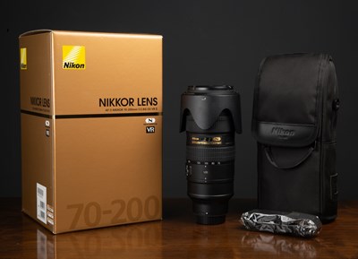 Lot 15 - A Nikon AF-S Nikkor 70-200mm 1:2.8G II ED VR N...