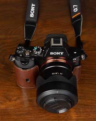 Lot 28 - A Sony Alpha 7R ILCE-7R camera number 3973184...