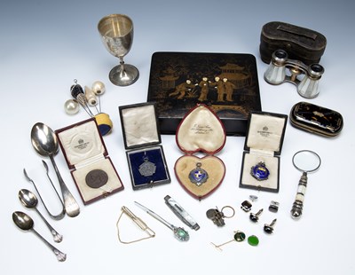 Lot 248 - Collection of silver and other items  to...