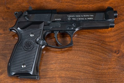 Lot 55 - A Beretta Model 92 FS air pistol, .177 caliber,...