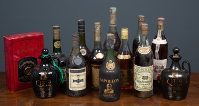 Lot 192 - Alcohol to include a bottle of Armagnac...