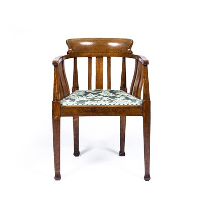 Lot 105 - Attributed to Ambrose Heal (1872-1959) oak,...