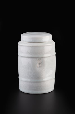 Lot 632 - Edmund De Waal (b.1964) Jar and cover...