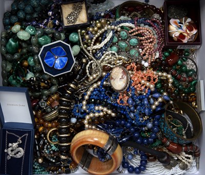 Lot 336 - Large collection of costume jewellery to...