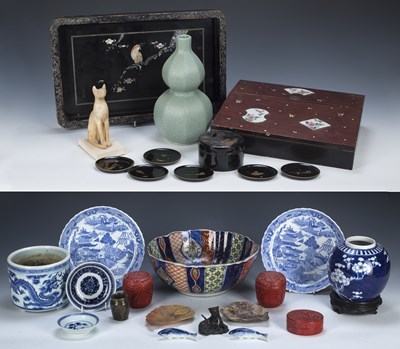 Lot 349 - Group of pieces Chinese and Japanese, to...