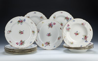 Lot 396 - Set of six Copeland Spode soup bowls and six...