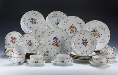 Lot 400 - Collection of Meissen porcelain German, each...