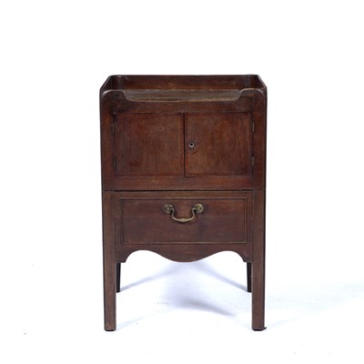 Lot 116 - Oak pot cupboard George III