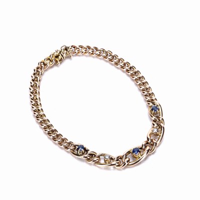 Lot 535 - Victorian 9ct gold bracelet inset with three...