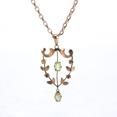 Lot 536 - Victorian 9ct gold gem set pendant stamped 9ct...