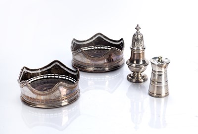 Lot 518 - Collection of silver and silver plate...