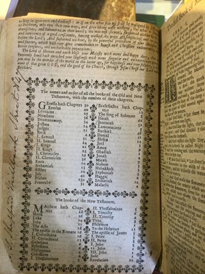 Lot 534 - A King James Bible. John Bill and Christopher...