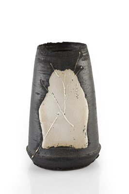 Lot 538 - Dan Kelly (b.1953) Vessel stoneware, with...