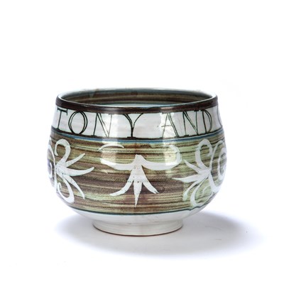 Lot 208 - An Aldermaston pottery bowl by Alan Caiger...