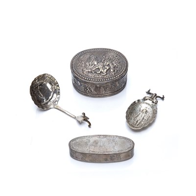 Lot 509 - Dutch Import silver box oval with hinged lid...