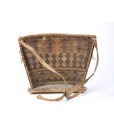 Lot 321 - Tribal interest, A Dayak baby carrier, Borneo,...