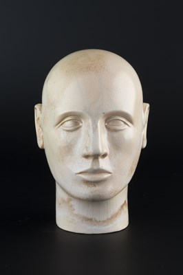 Lot 636 - Glenys Barton (b.1944) Head, 1980 porcelain,...