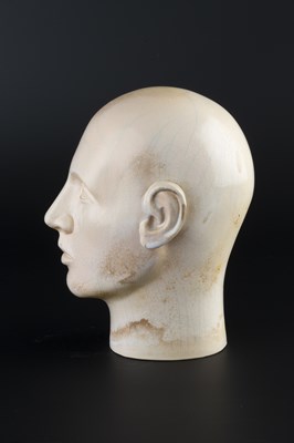 Lot 636 - Glenys Barton (b.1944) Head, 1980 porcelain,...