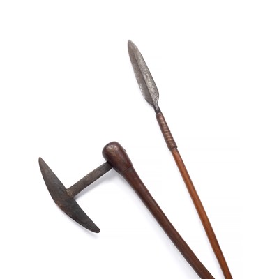 Lot 347 - An African Zulu, wood and iron spear, with...