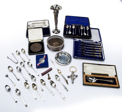 Lot 499 - Selection of silver and silver-plated ware...