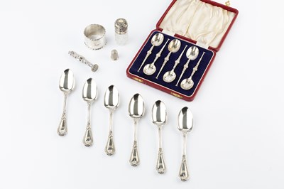 Lot 416 - A set of six early Victorian silver tea spoons,...