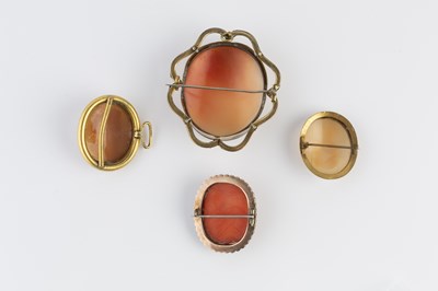 Lot 81 - A collection of antique cameos, comprising a...