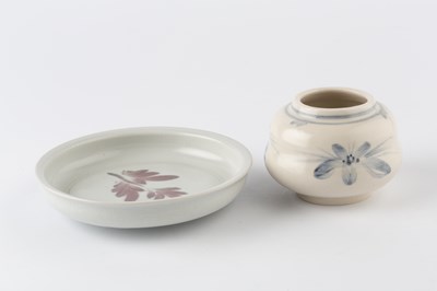 Lot 508 - Malcolm Pepper (1937-1980) Dish with red...