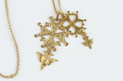 Lot 92 - A small collection of jewellery, comprising...
