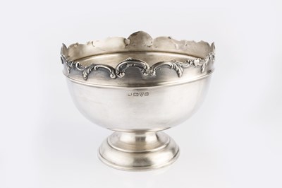 Lot 345 - An Edwardian silver rose bowl, with shaped...