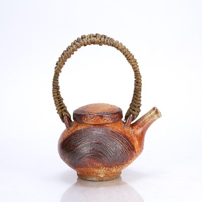 Lot 311 - Lisa Hammond (b.1956) at Maze Hill Pottery...