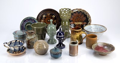 Lot 308 - Collection of studio pottery to include: Colin...