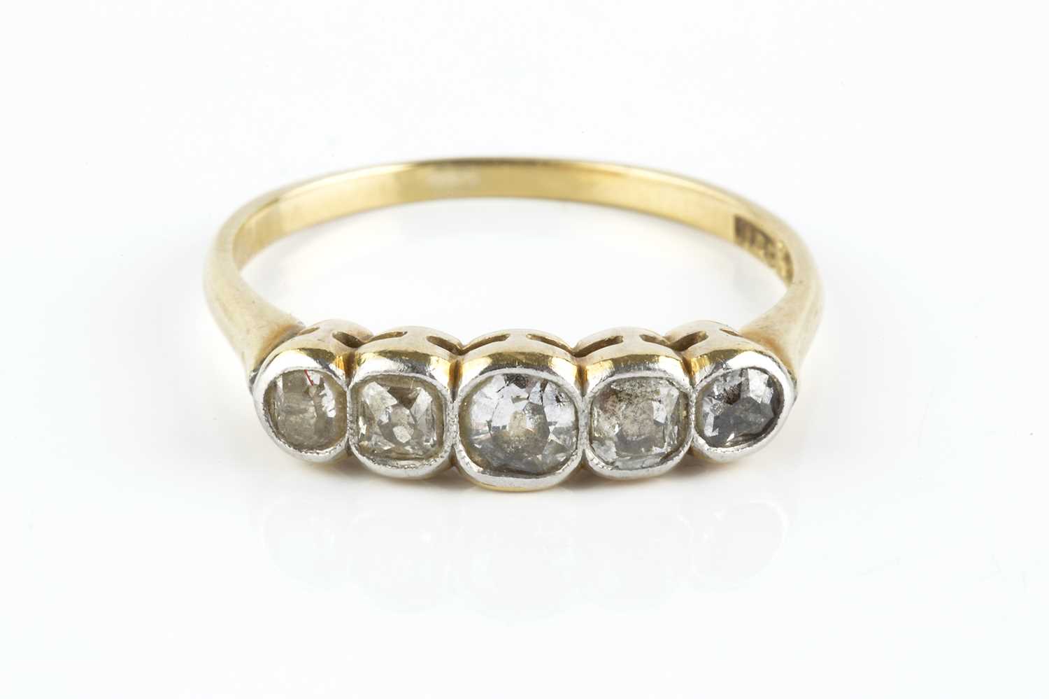 Lot 95 - A diamond five stone ring, the graduated...