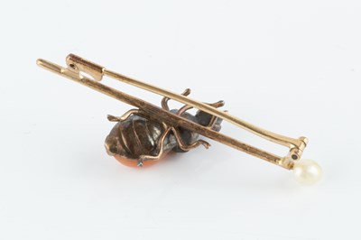 Lot 69 - A late 19th/early 20th century vari gem-set...