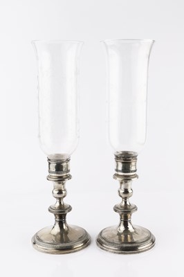 Lot 481 - A pair of American silver dwarf candlesticks,...