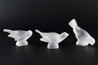Lot 759 - Lalique Three model sparrows frosted glass...