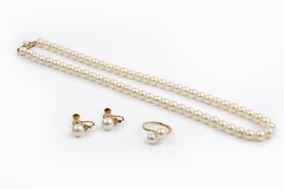 Lot 58 - A collection of cultured pearl jewellery by...