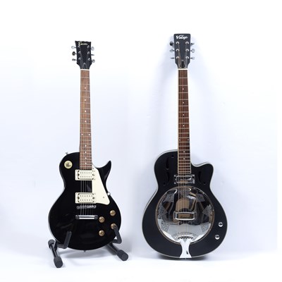 Lot 231 - A 'Vintage' bass guitar, the ebonised body...
