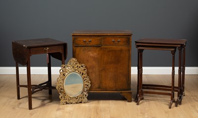 Lot 608 - An Edwardian mahogany small Pembroke table...