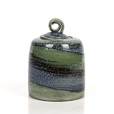 Lot 322 - Jane Hamlyn (b.1940) salt glazed lidded jar...