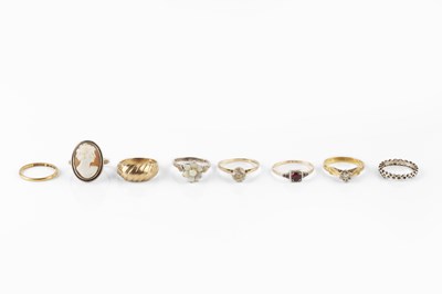 Lot 249 - A collection of rings, comprising a diamond...